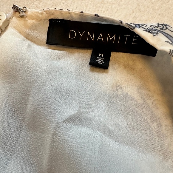 Dynamite White & Blue Midi Dress - Picture 3 of 4